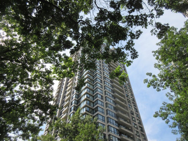 Yaletown Park 3   --   977 MAINLAND ST - Vancouver West/Yaletown