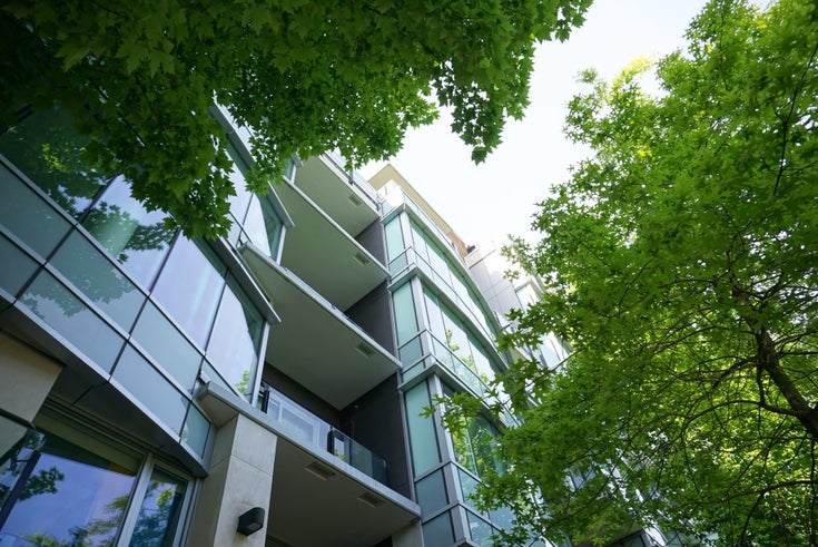 Shoreline - Village on False Creek   --   128 ATHLETES WAY - Vancouver West/False Creek