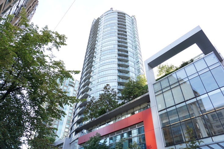 Atelier on Robson   --   833 HOMER ST - Vancouver West/Downtown VW