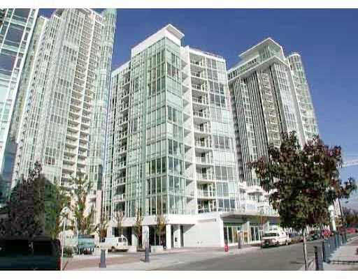 Marinaside Resort Residence   --   1099 Marinaside Crescent Crescent - Vancouver West/Yaletown #1