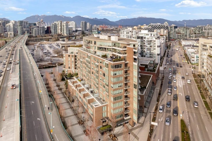 The Maynards Block   --   445 W 2ND AV - Vancouver West/False Creek #1