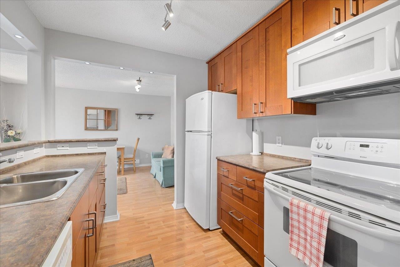 114 - 5421 10 Avenue - Tsawwassen Central Townhouse for Sale, 2 Bedrooms (R3016190)