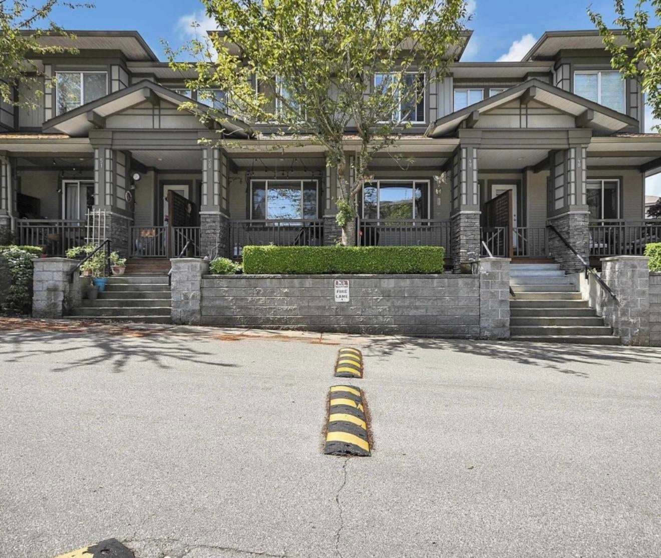49 - 18701 66 Avenue - Cloverdale BC Townhouse for Sale, 3 Bedrooms (R3005148)