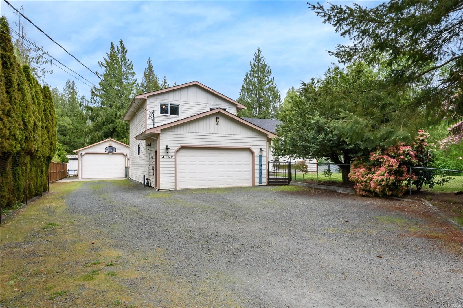 4168 Enquist Rd - CR Campbell River South Single Family Residence for Sale, 3 Bedrooms (1000850)