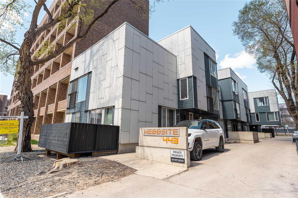 3 443 Webb Place - Winnipeg Apartment for Sale, 1 Bedroom (202509414)