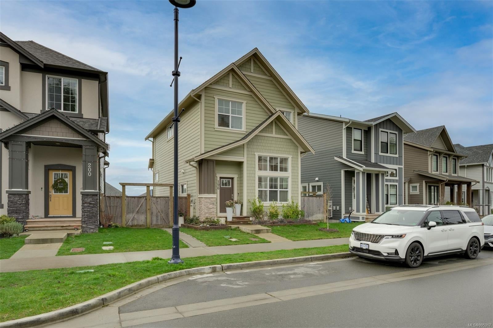 196 Caspian Dr - Co Royal Bay Single Family Residence for Sale, 4 Bedrooms (995317)