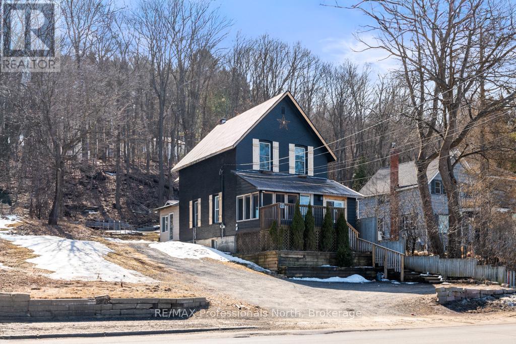 51 MAIN STREET W - Huntsville (chaffey) House for Sale, 3 Bedrooms (X12081657)