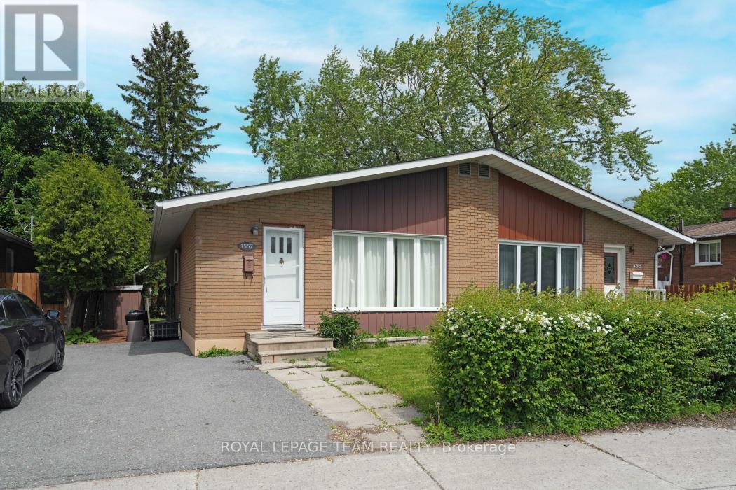 1557 BASELINE ROAD - Ottawa House for Sale, 3 Bedrooms (X12186753)