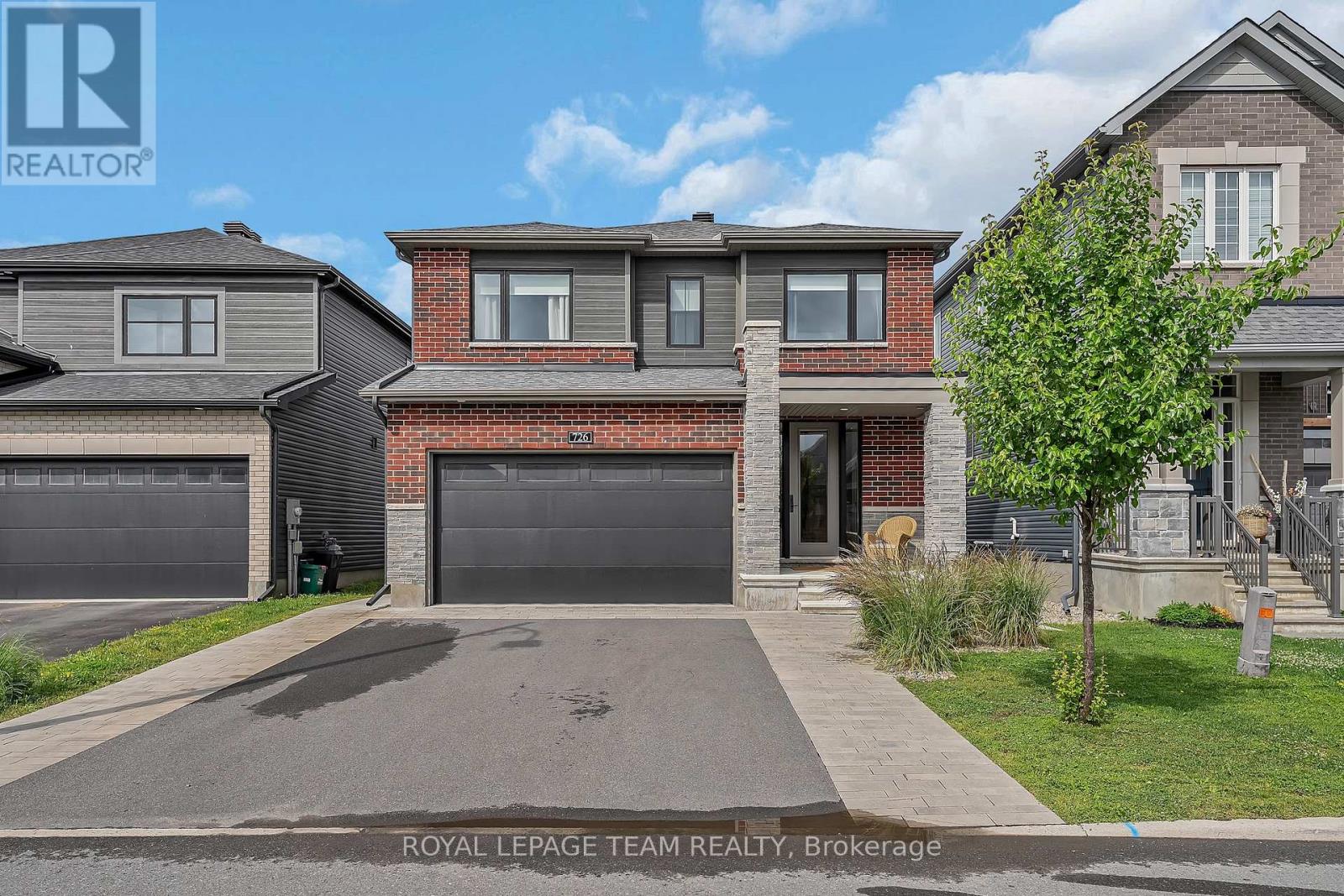 726 COAST CIRCLE - Ottawa House for Sale, 4 Bedrooms (X12274639)