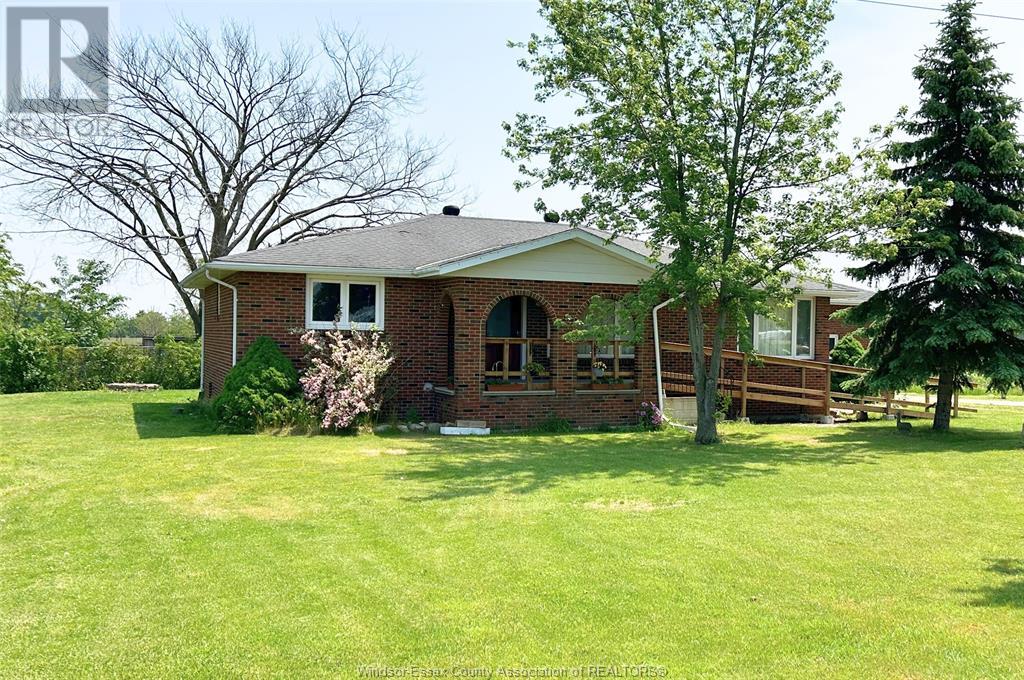 278 County Rd 27 East - Kingsville House for Sale, 5 Bedrooms (25014039)