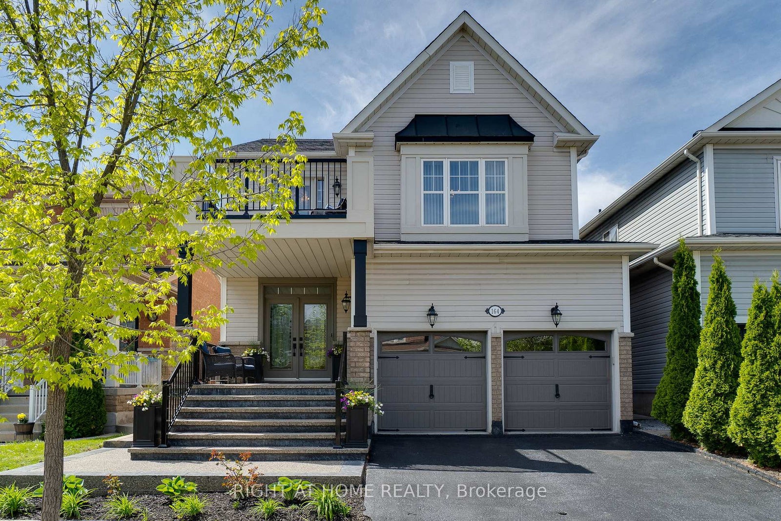 164 Cooke Crescent - 1029 - DE Dempsey Detached for Sale, 4 + 1 Bedrooms (W12164213)