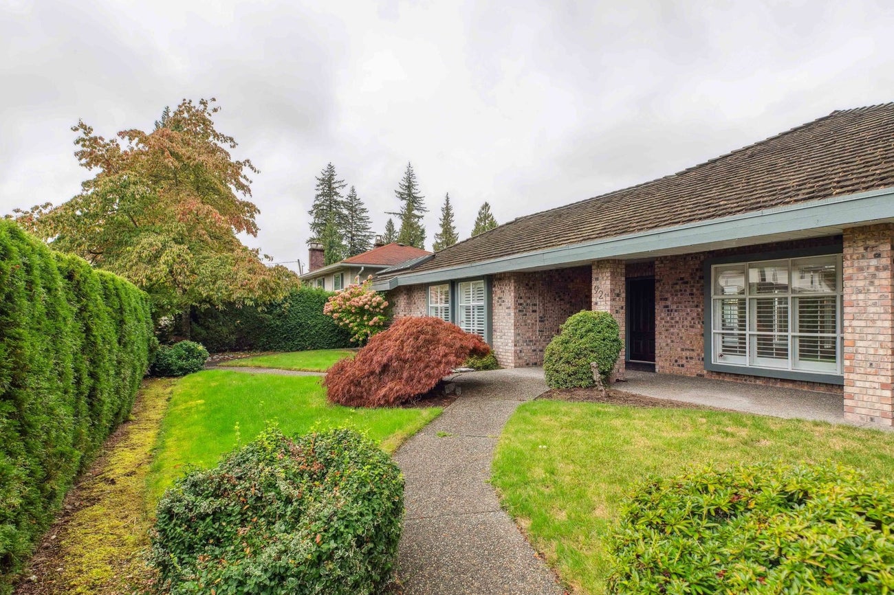 921 COTTONWOOD AVENUE - Coquitlam West House/Single Family for sale, 3 Bedrooms (R2932603) #2