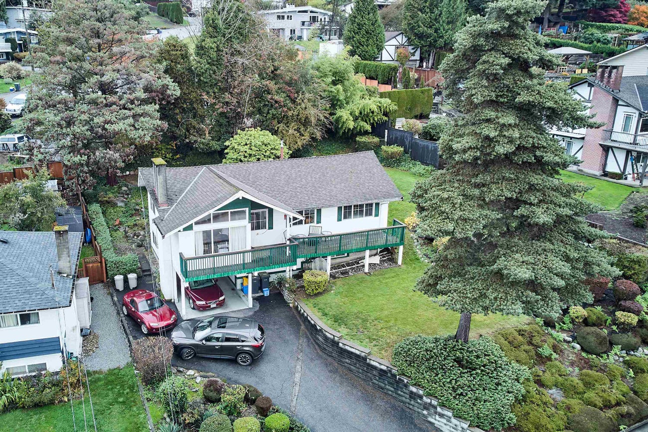 327 SEAFORTH CRESCENT - Central Coquitlam House/Single Family for sale, 3 Bedrooms (R2940198) #1