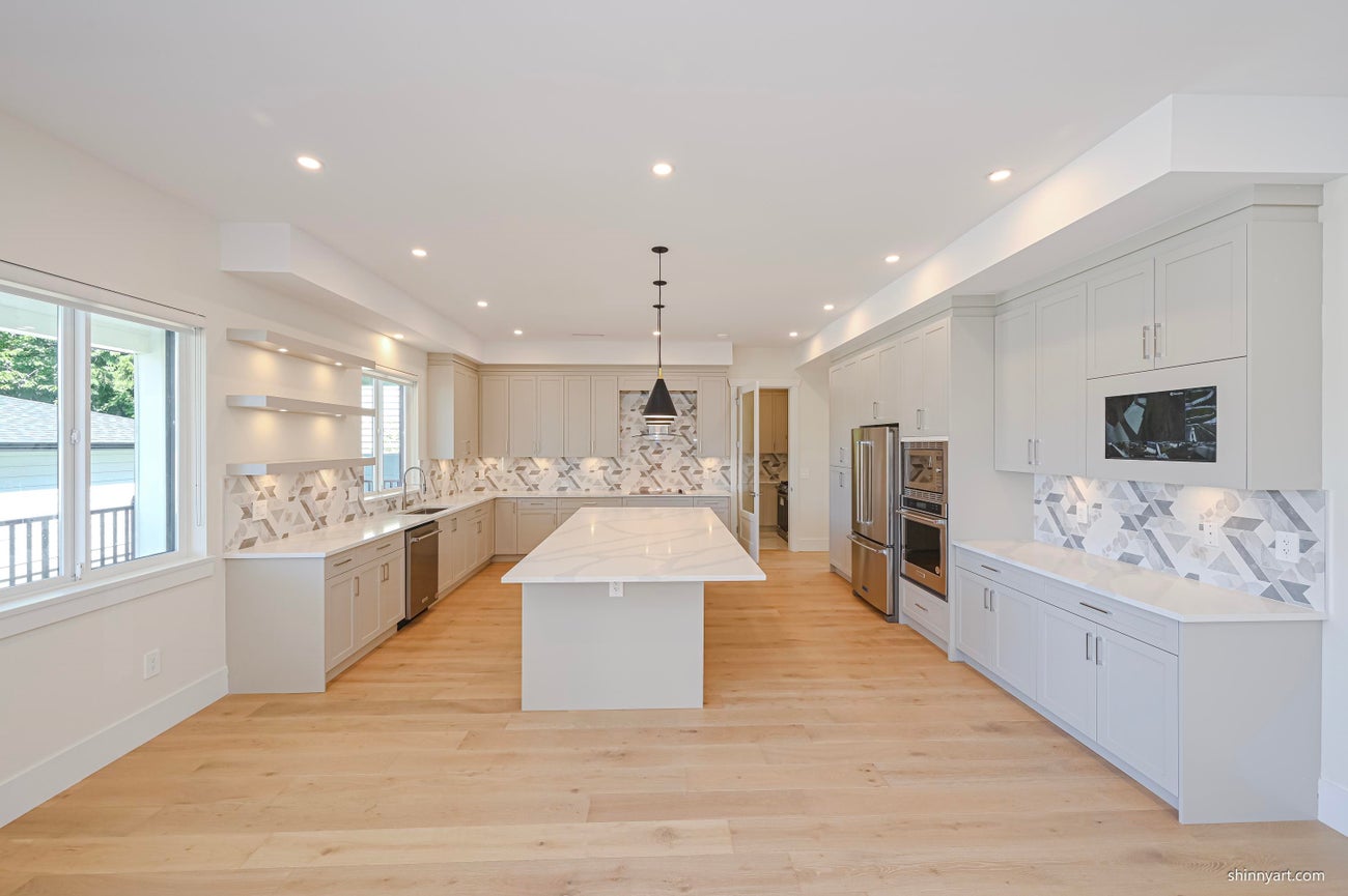 897 Cottonwood Avenue - Coquitlam West Single Family Residence for Sale, 8 Bedrooms (R2952188) #7