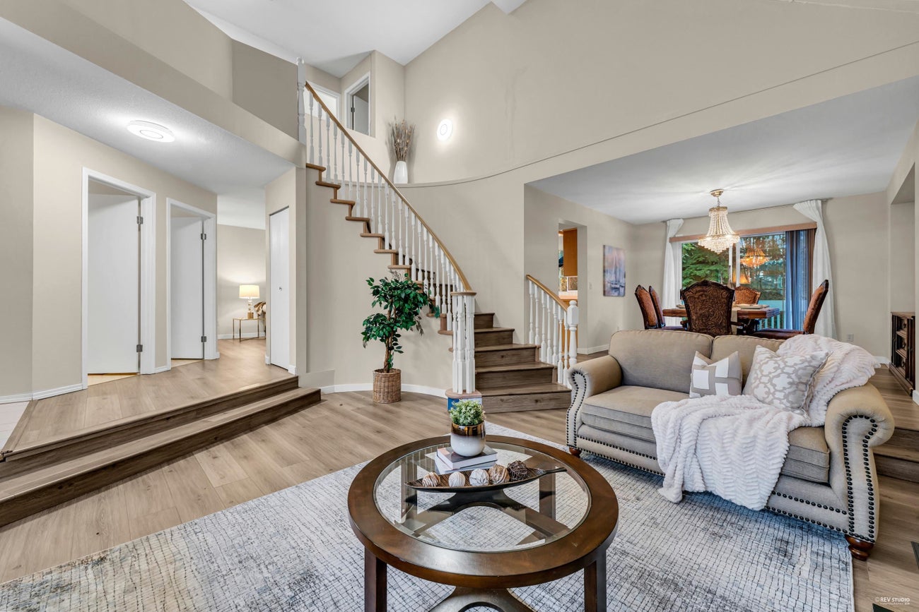 2986 Delahaye Drive - Canyon Springs Single Family Residence for Sale, 4 Bedrooms (R2959214)# - 2