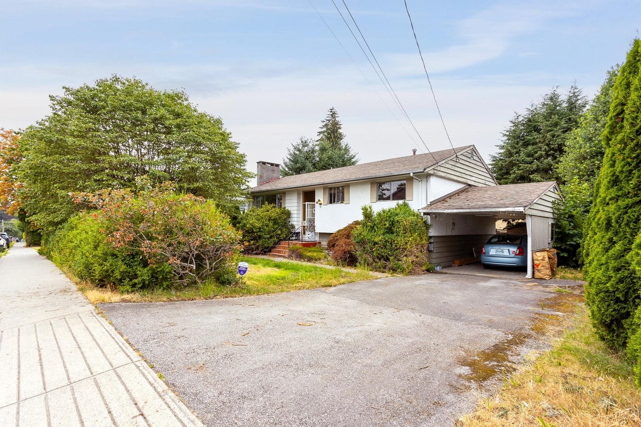 711 MORRISON AVENUE - Coquitlam West House/Single Family for Sale, 4 Bedrooms (R2962882) #1