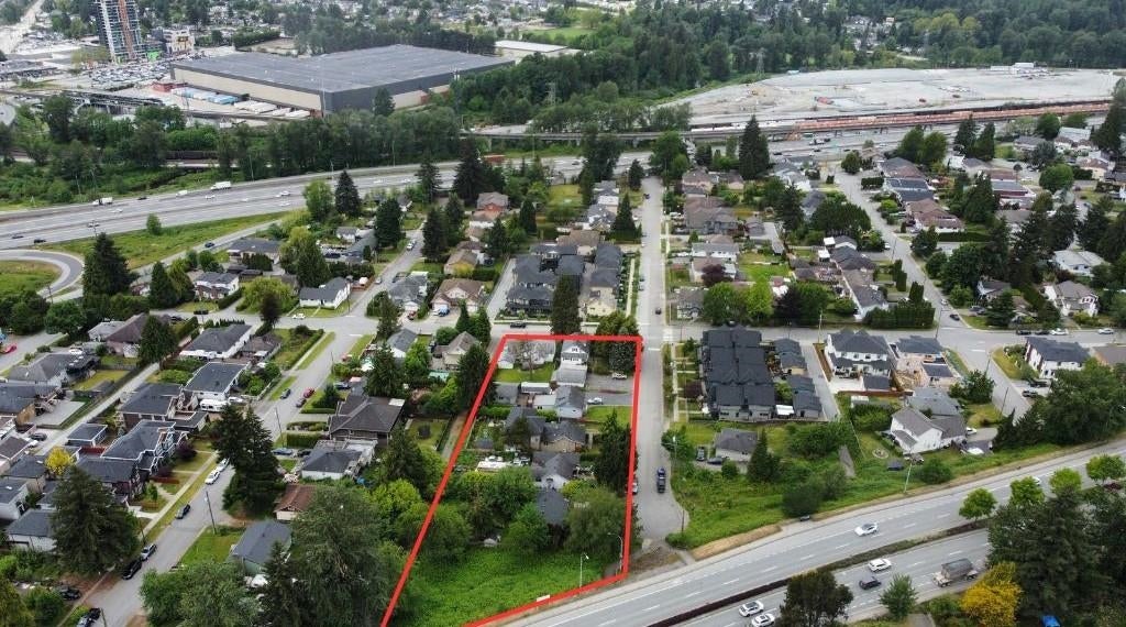 706 Gauthier Avenue - Coquitlam West Single Family Residence for Sale, 7 Bedrooms (R2963321)# - 18