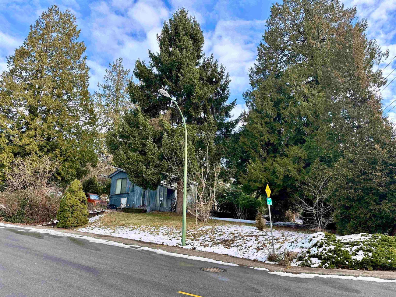 280 Mariner Way - Coquitlam East Single Family Residence for Sale, 3 Bedrooms (R2964265) #2