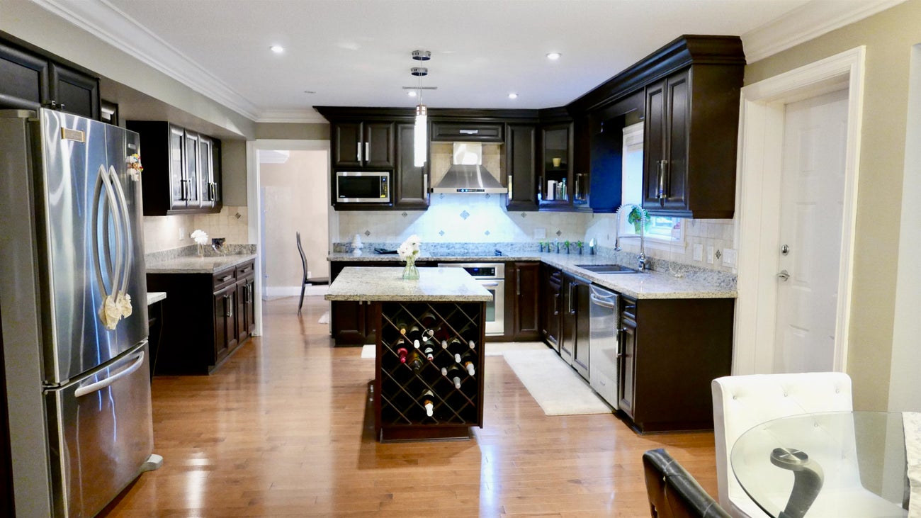 7625 Aubrey Street - Simon Fraser Univer. Single Family Residence for Sale, 5 Bedrooms (R2967006) #3
