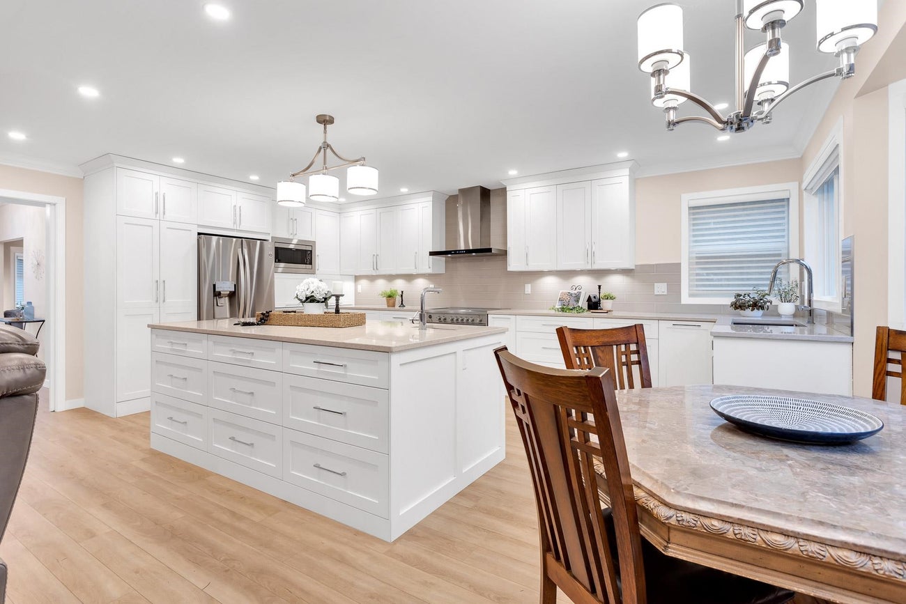 2443 Leclair Drive - Coquitlam East Single Family Residence for Sale, 6 Bedrooms (R2968845) #17