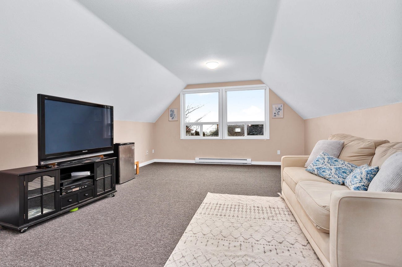 2443 Leclair Drive - Coquitlam East Single Family Residence for Sale, 6 Bedrooms (R2968845) #29
