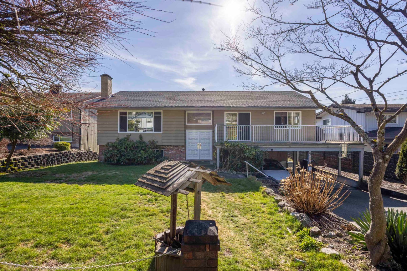 736 Sydney Avenue - Coquitlam West Single Family Residence for Sale, 5 Bedrooms (R2972235) #2