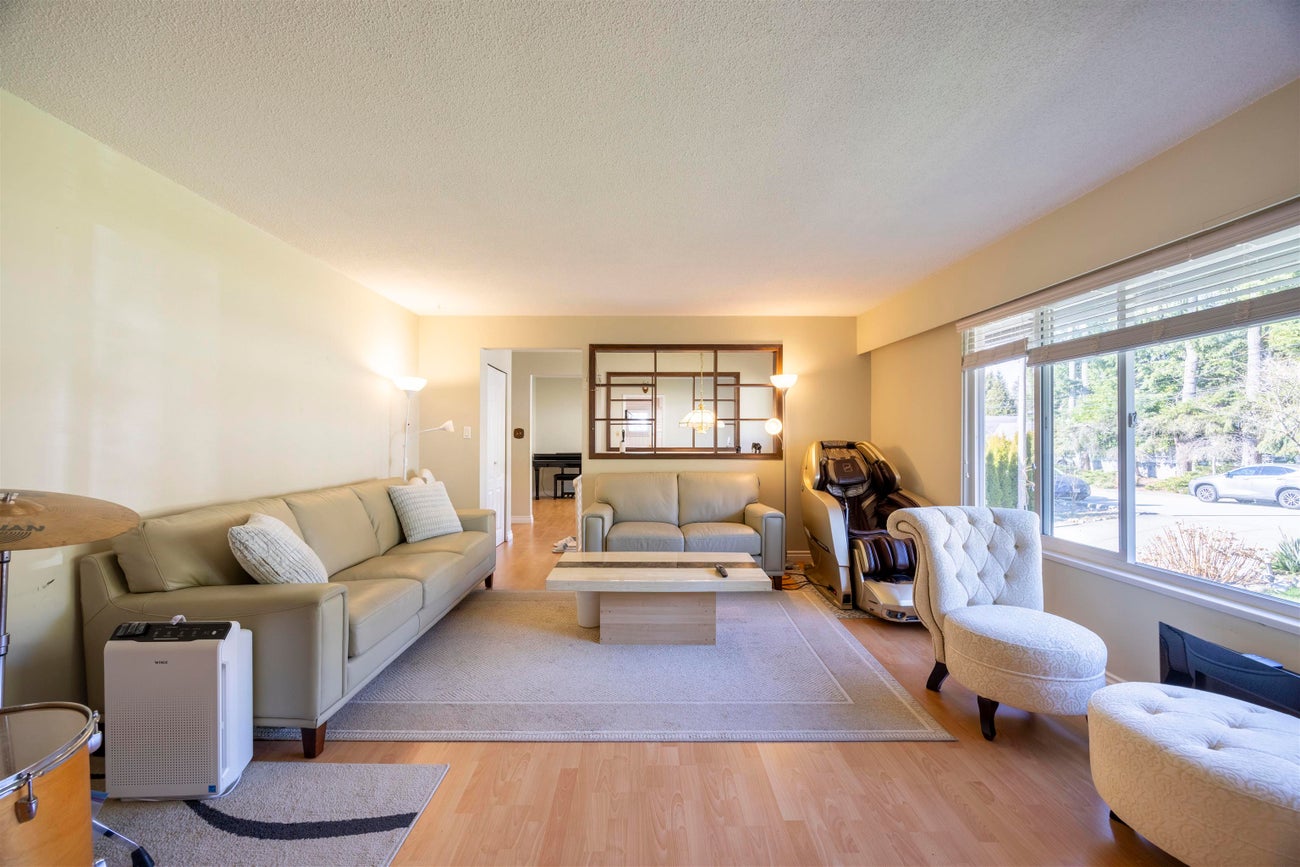 736 Sydney Avenue - Coquitlam West Single Family Residence for Sale, 5 Bedrooms (R2972235) #6