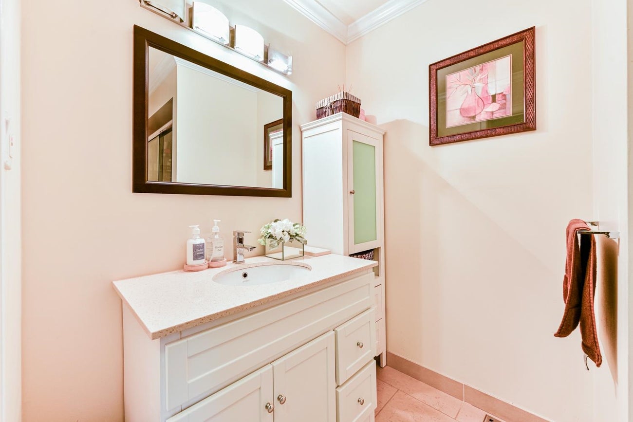 2097 - 2099 Dawes Hill Road - Central Coquitlam Single Family Residence for Sale, 8 Bedrooms (R2973320) #17