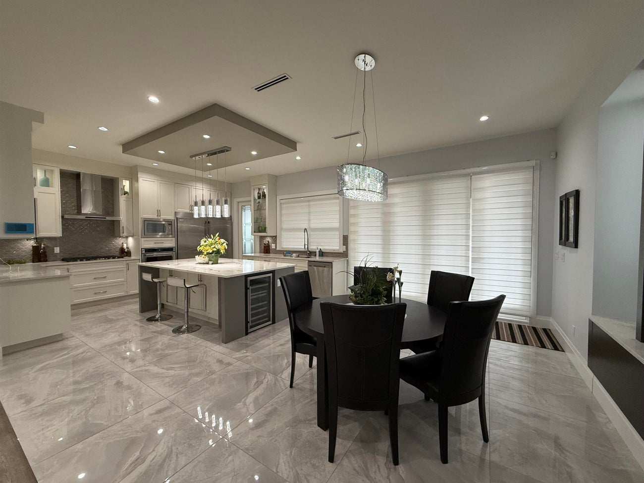 7251 Union Street - Simon Fraser Univer. Single Family Residence for Sale, 7 Bedrooms (R2975888) #4