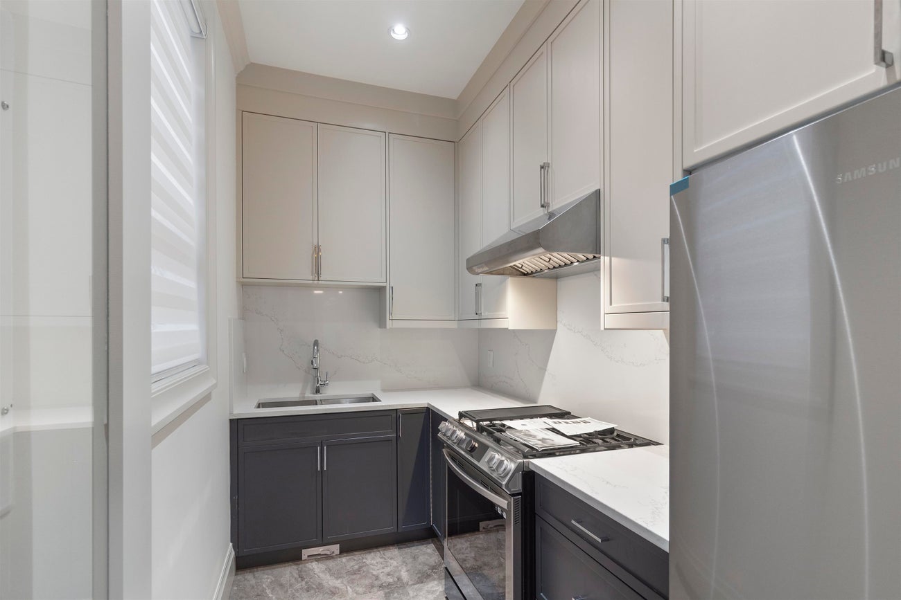 7165 Paulus Crescent - Montecito Single Family Residence for Sale, 9 Bedrooms (R2976808) #10