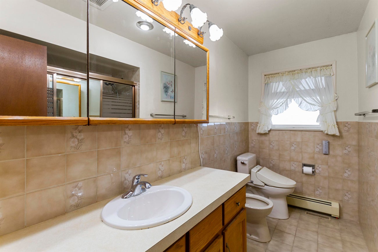 6771 Winch Street - Sperling-Duthie Single Family Residence for Sale, 5 Bedrooms (R2980026) #15
