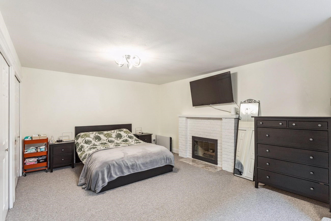 2274 Sorrento Drive - Coquitlam East Single Family Residence for Sale, 6 Bedrooms (R2980763) #34