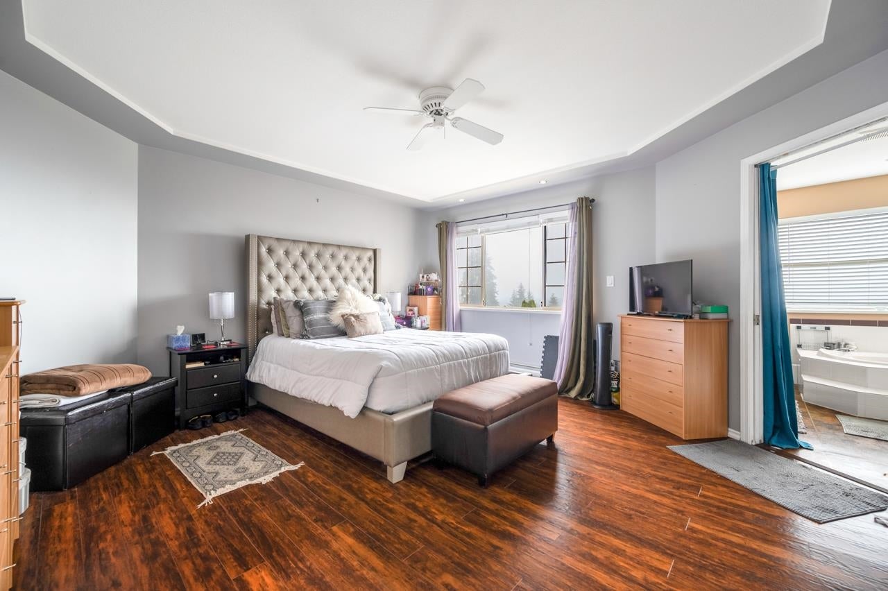 2902 Paul Lake Court - Coquitlam East Single Family Residence for Sale, 6 Bedrooms (R2981708)# - 11