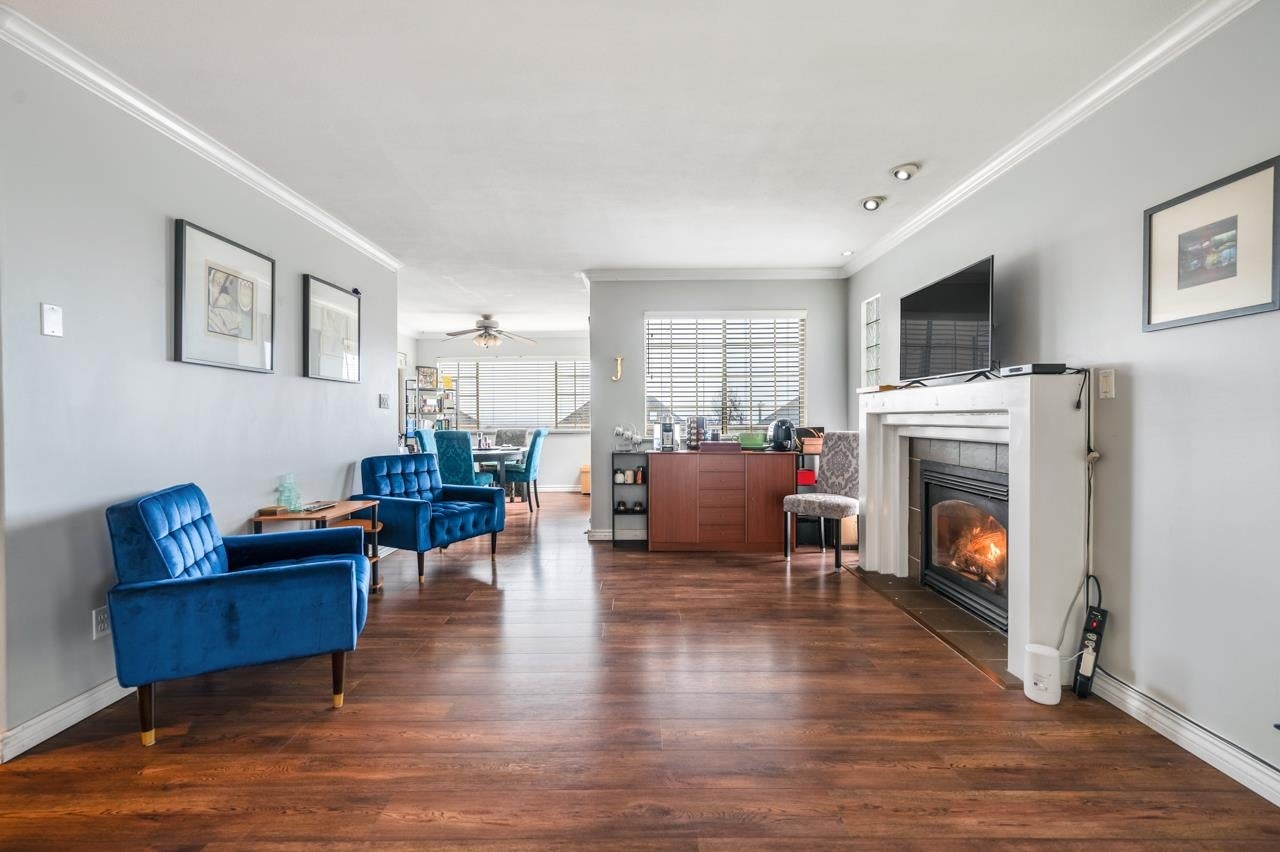 2902 Paul Lake Court - Coquitlam East Single Family Residence for Sale, 6 Bedrooms (R2981708)# - 8