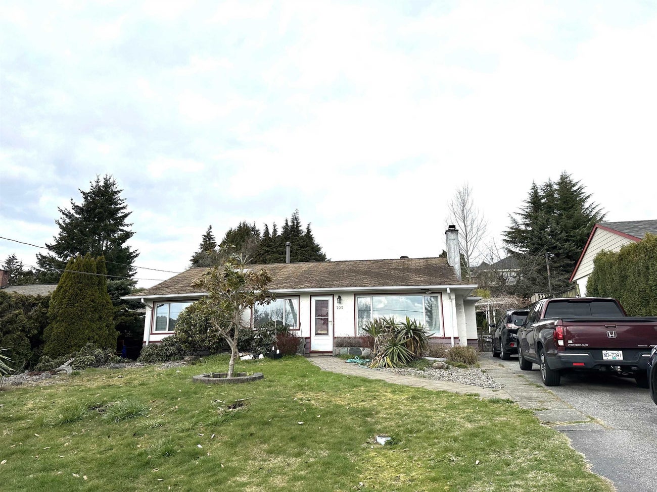 709 Quadling Avenue - Coquitlam West Single Family Residence for Sale, 4 Bedrooms (R2981826) #1
