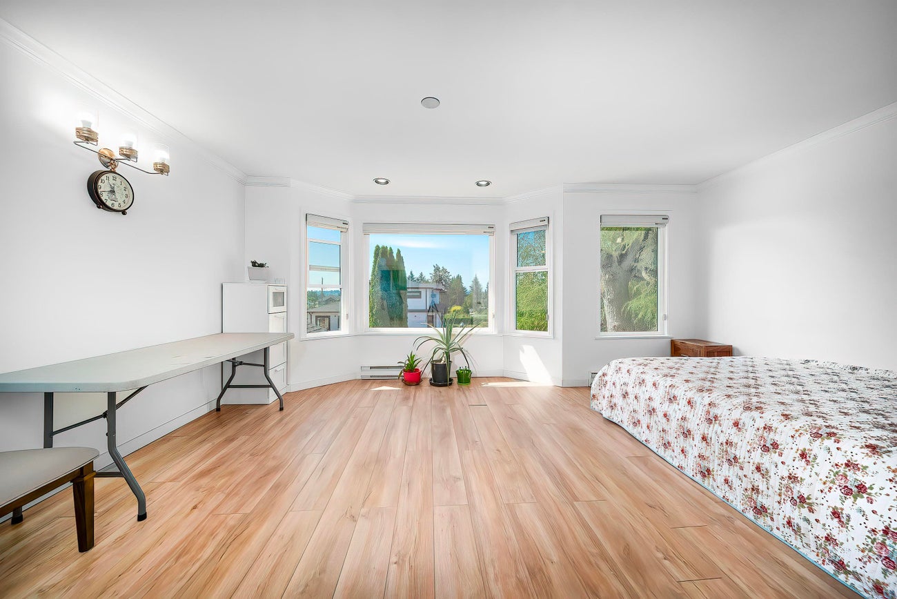 2011 Paulus Crescent - Montecito Single Family Residence for Sale, 4 Bedrooms (R2984010) #20
