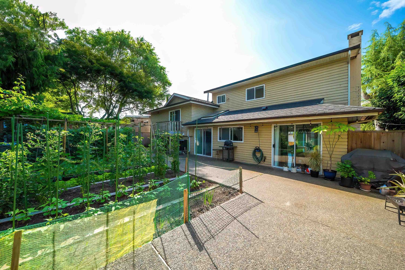 2011 Paulus Crescent - Montecito Single Family Residence for Sale, 4 Bedrooms (R2984010) #27