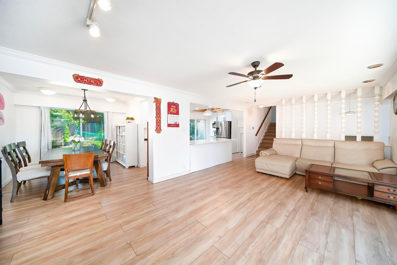 2011 Paulus Crescent - Montecito Single Family Residence for Sale, 4 Bedrooms (R2984010) #8