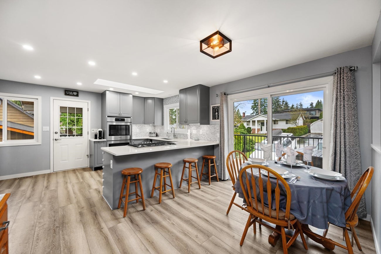 2416 Tolmie Avenue - Central Coquitlam Single Family Residence for Sale, 5 Bedrooms (R2984043) #17