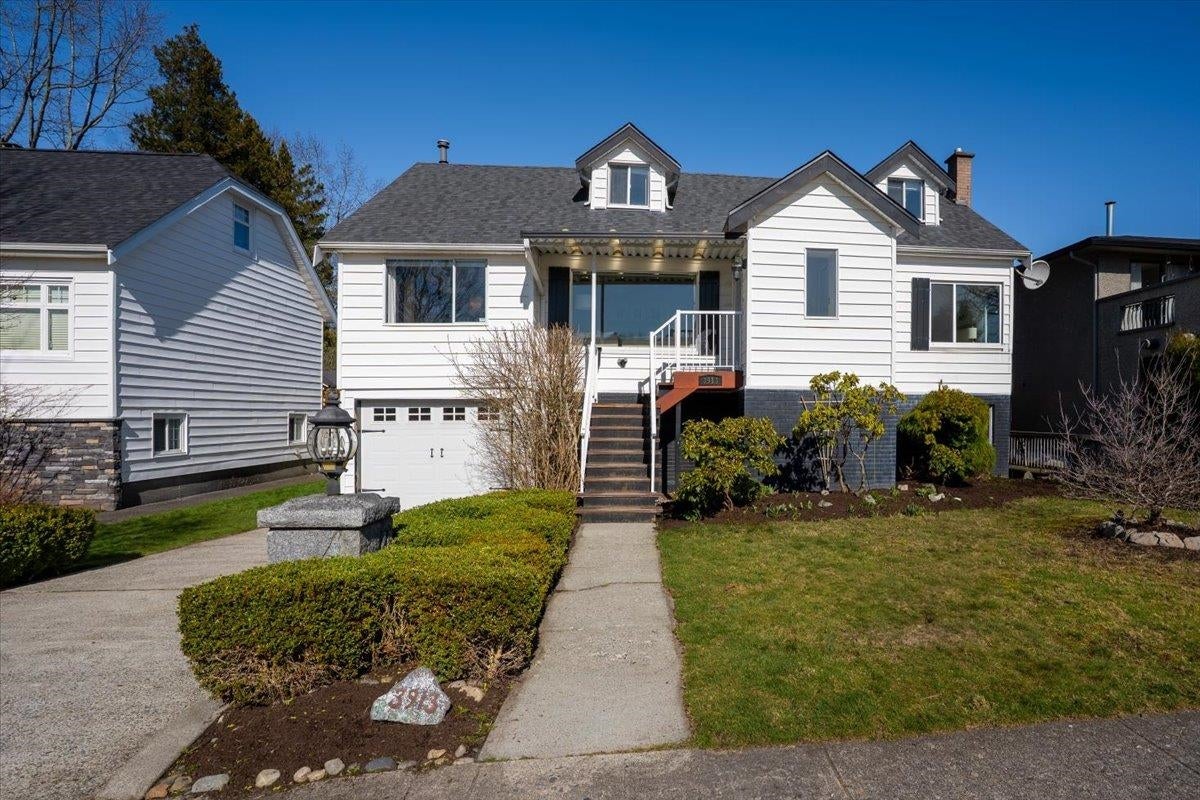 3913 Dundas Street - Vancouver Heights Single Family Residence for Sale, 5 Bedrooms (R2984155) #2