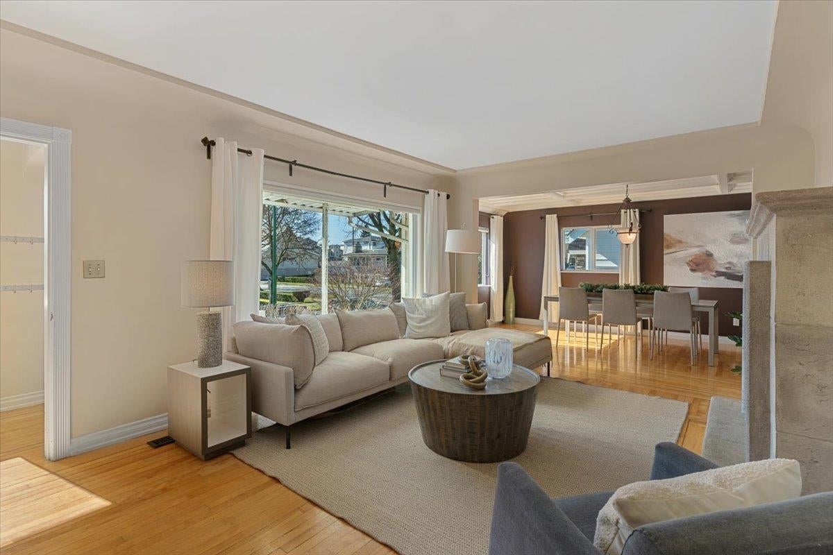 3913 Dundas Street - Vancouver Heights Single Family Residence for Sale, 5 Bedrooms (R2984155) #4
