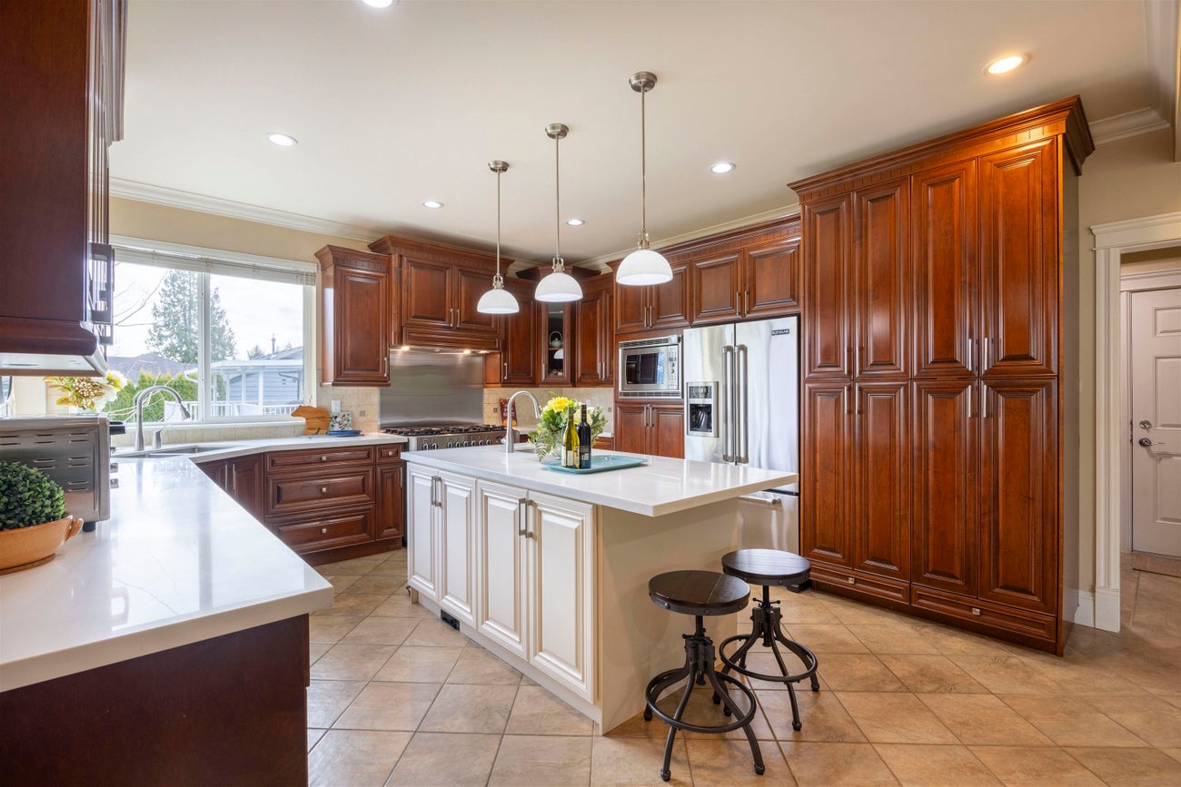 1059 Cornell Avenue - Central Coquitlam Single Family Residence for Sale, 6 Bedrooms (R2984892) #16