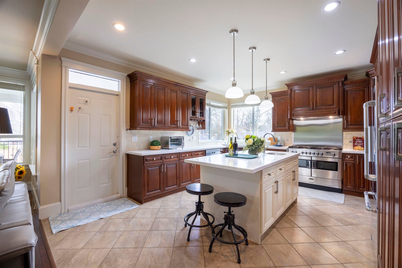 1059 Cornell Avenue - Central Coquitlam Single Family Residence for Sale, 6 Bedrooms (R2984892) #17