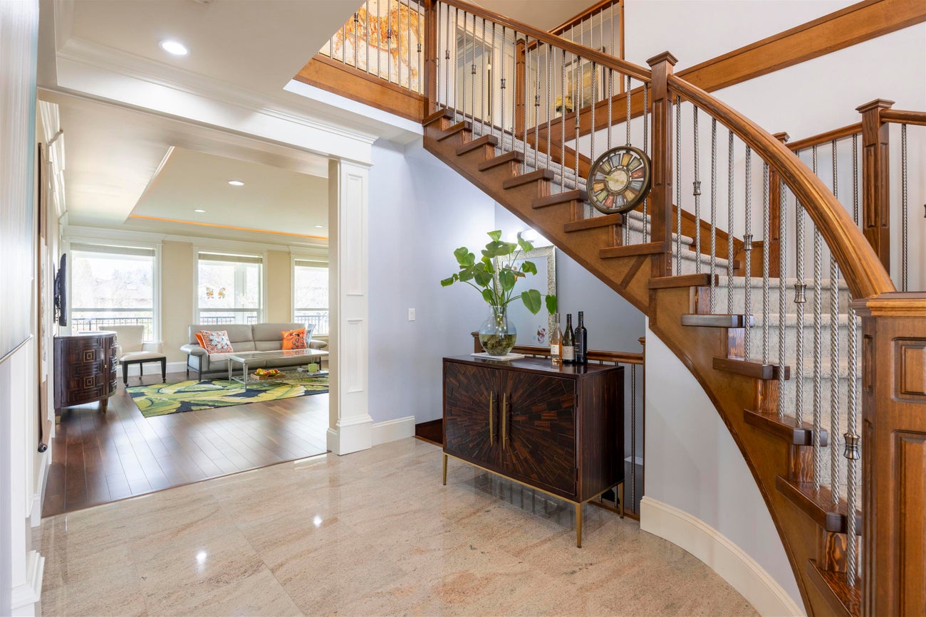 1059 Cornell Avenue - Central Coquitlam Single Family Residence for Sale, 6 Bedrooms (R2984892) #3