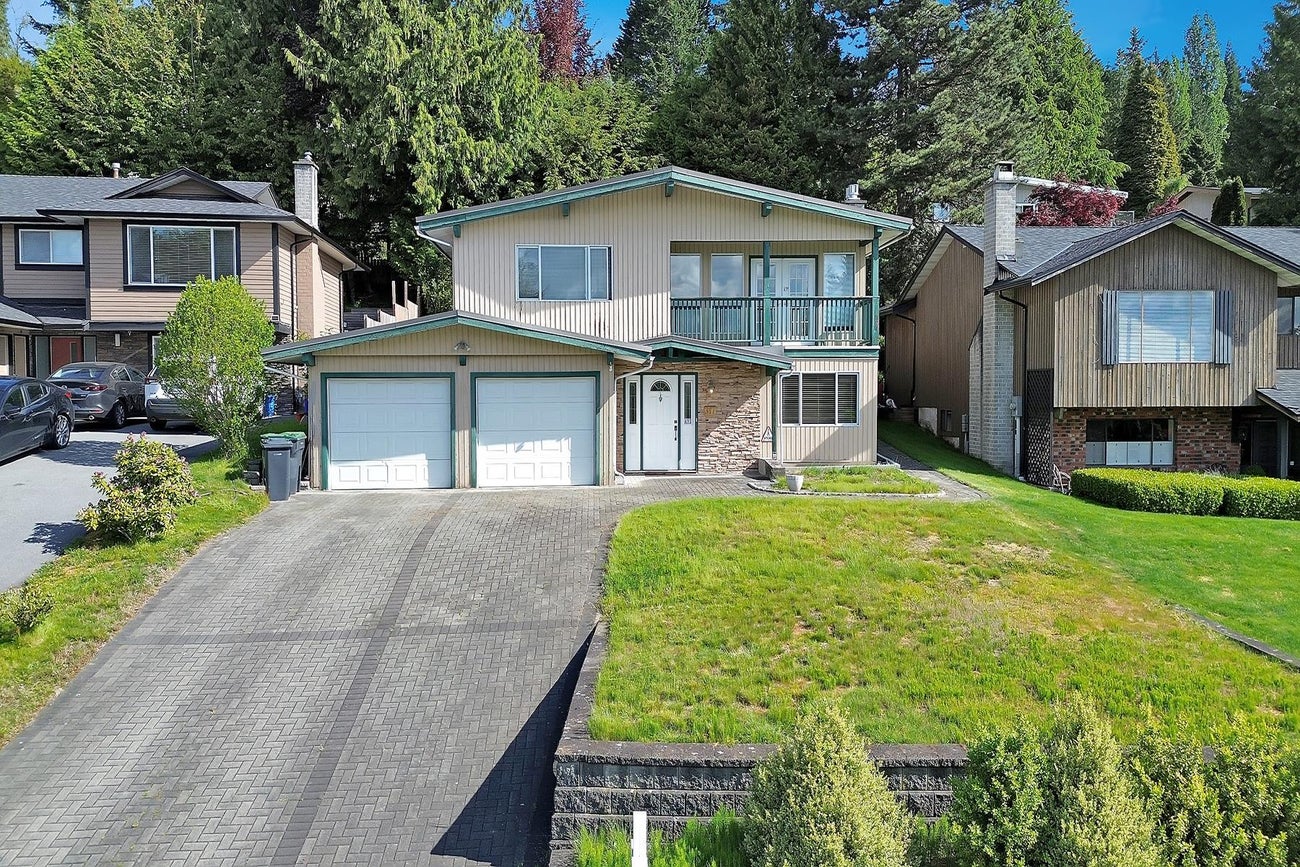 317 Gloucester Court - Coquitlam East Single Family Residence for Sale, 4 Bedrooms (R2985710) #3