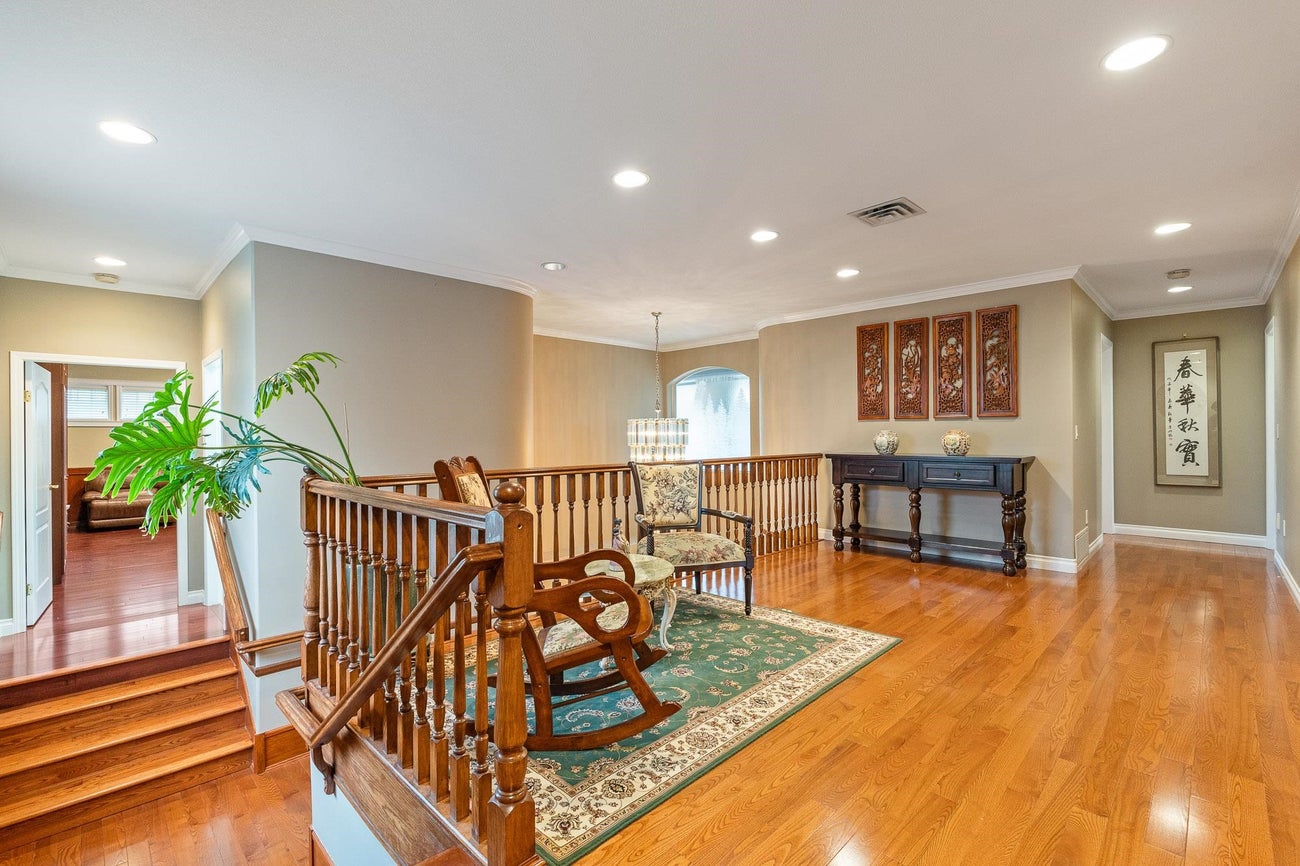 2262 Sorrento Drive - Coquitlam East Single Family Residence for Sale, 6 Bedrooms (R2986531) #17