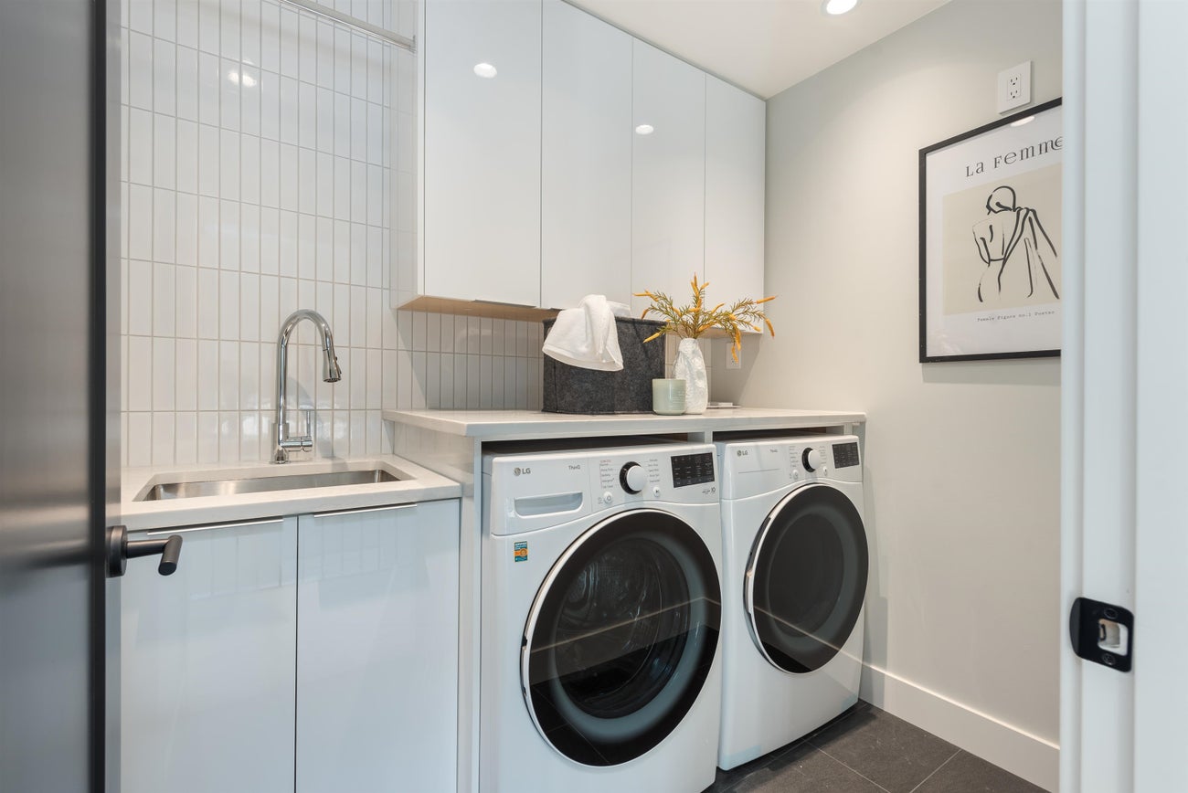 644A Girard Avenue - Coquitlam West Single Family Residence for Sale, 4 Bedrooms (R2987558) #30