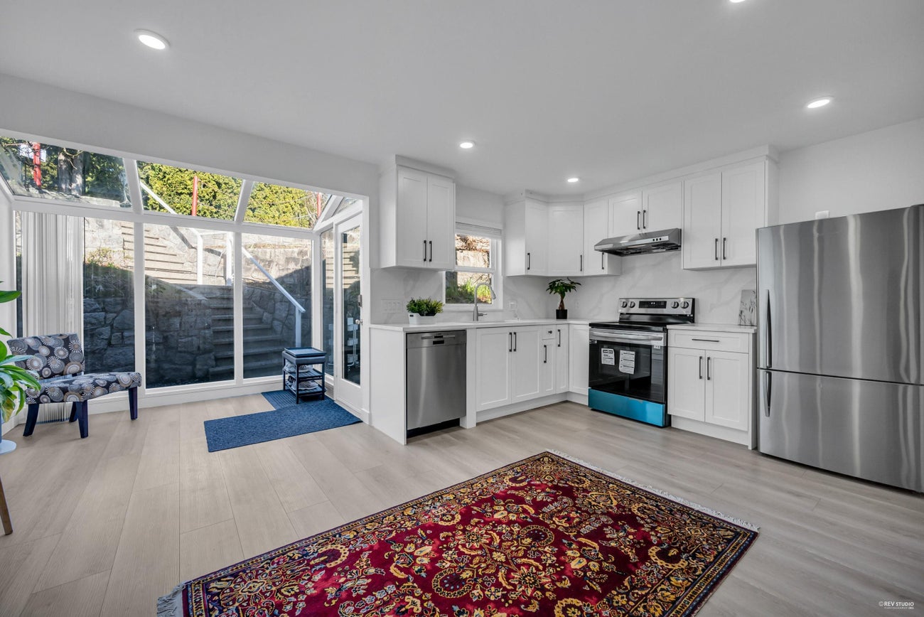292 Mariner Way - Coquitlam East Single Family Residence for Sale, 5 Bedrooms (R2988397) #17