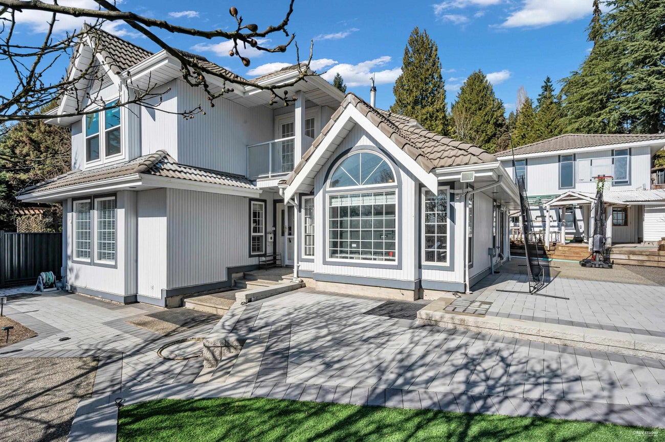 292 Mariner Way - Coquitlam East Single Family Residence for Sale, 5 Bedrooms (R2988397) #1