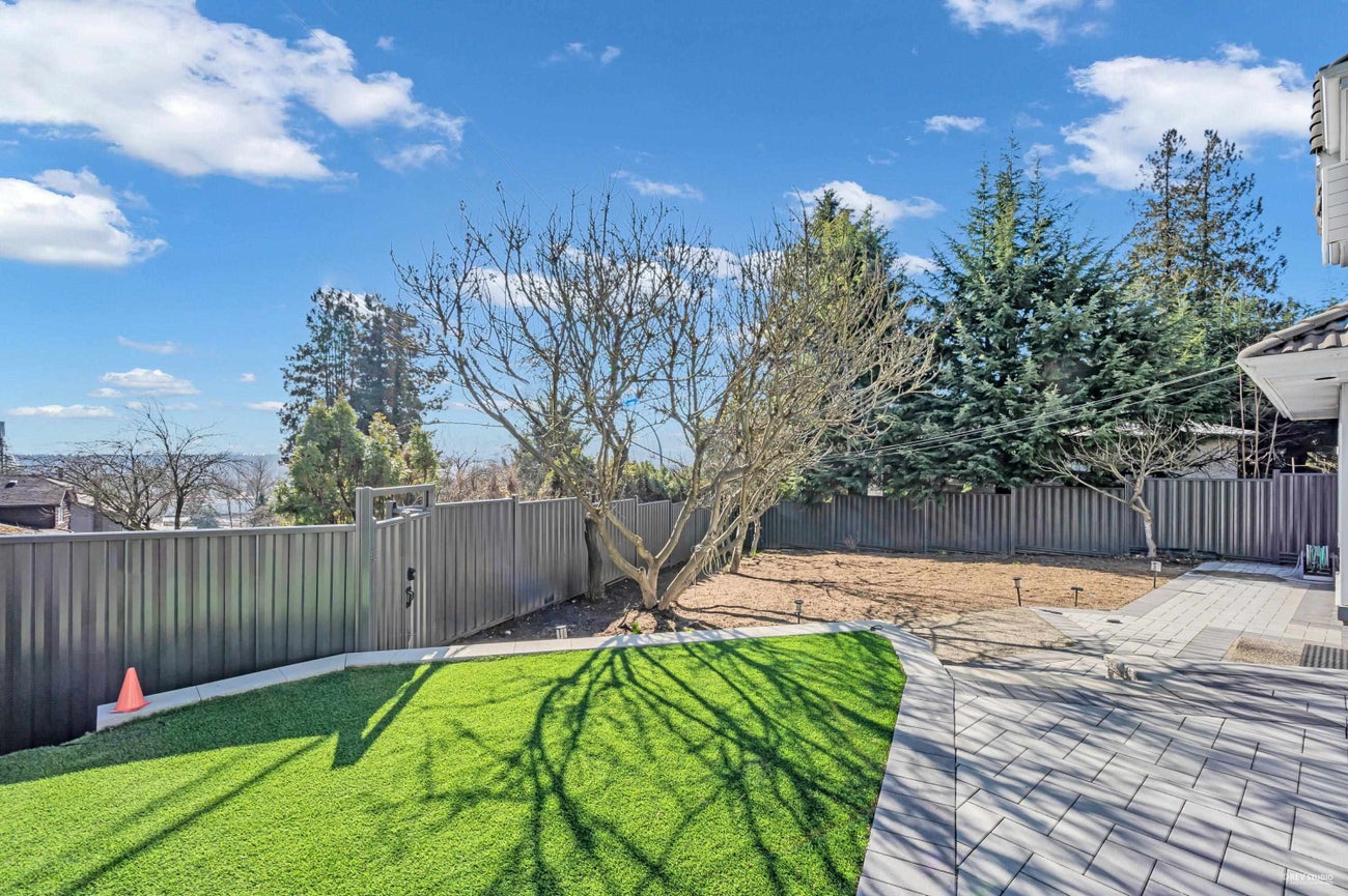292 Mariner Way - Coquitlam East Single Family Residence for Sale, 5 Bedrooms (R2988397) #22
